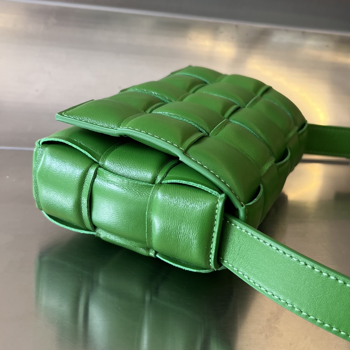  Small Padded Cassette Intreccio Leather Cross-body Bag Green 